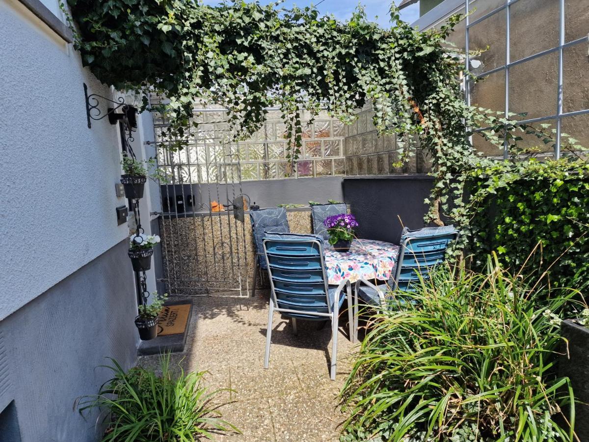 Ferienhaus Steigrhein Filsen Esterno foto